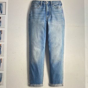 Hollister ultra high-rise mom jean